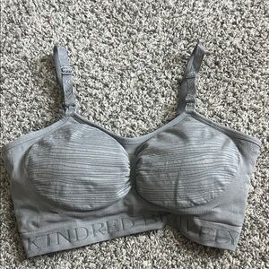 Kindred Bravely Sublime Hands Free Pumping & Nursing Ribbed Gray Bra